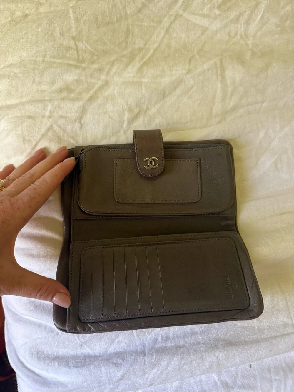 Chanel Quilted Leather Long Wallet - Greyish brown